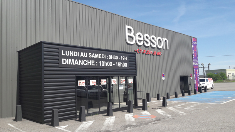 enseigne-besson-chaussures